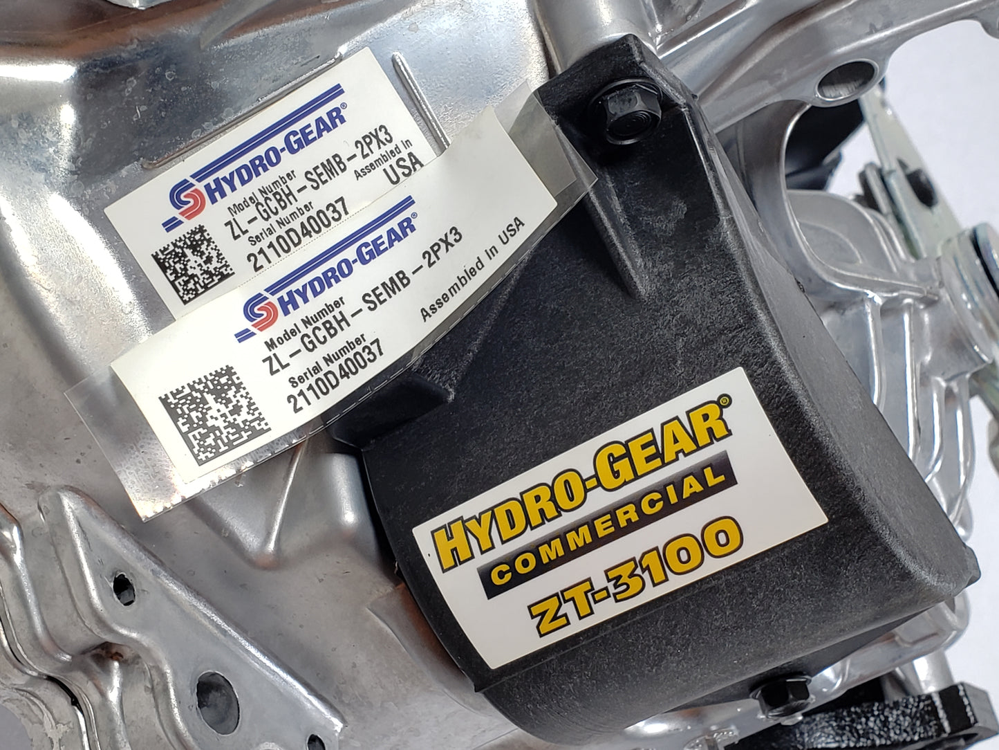 HydroGear Hydrostatic Drive Motor - Model ZT3100 (Left & Right Hand) ZL-KCBP-SEMC-3PX3 (LH) ZL-GCBH-SEMB-2PX3 (RH)