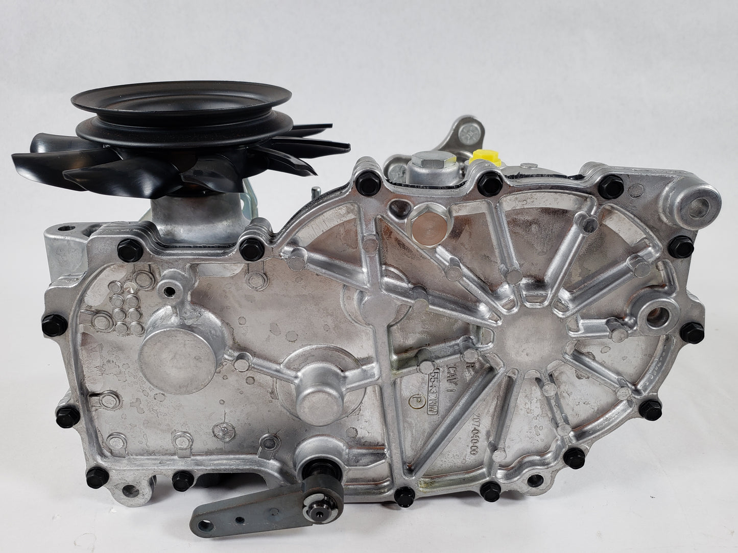 HydroGear Hydrostatic Drive Motor - Model ZT3100 (Left & Right Hand) ZL-KCBP-SEMC-3PX3 (LH) ZL-GCBH-SEMB-2PX3 (RH)