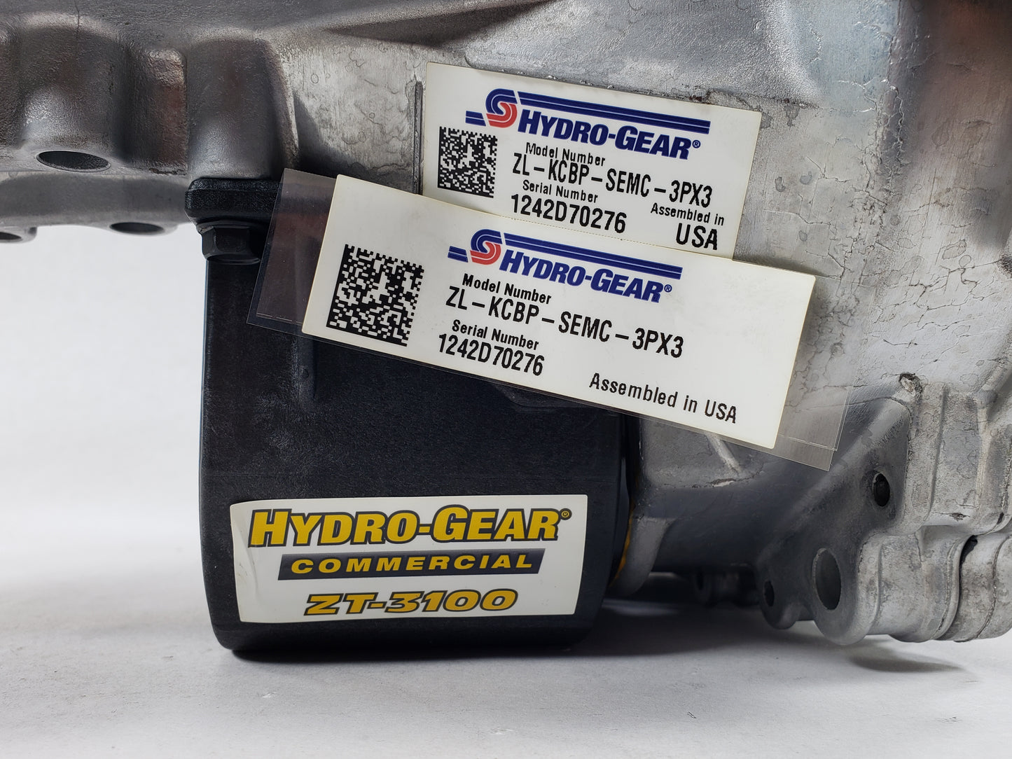 HydroGear Hydrostatic Drive Motor - Model ZT3100 (Left & Right Hand) ZL-KCBP-SEMC-3PX3 (LH) ZL-GCBH-SEMB-2PX3 (RH)