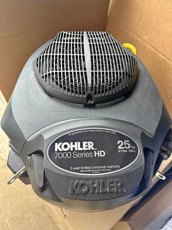 25HP Kohler 7000 Series KT740-3085 - 725CC 1” Dia. x 3.16” Keyed Crankshaft