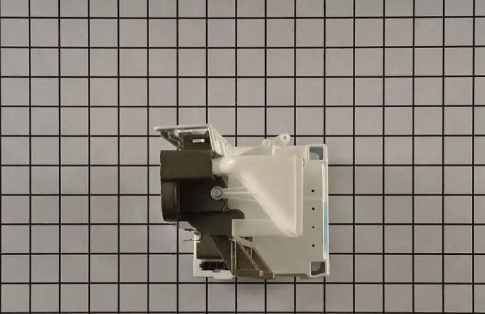 New Genuine OEM Whirlpool Refrigerator Ice Maker Assembly W10882923