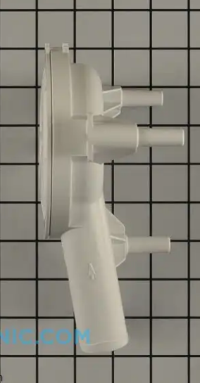 New Genuine OEM Washing Machine Drain Pump 205217P Speed Queen Alliance Laundry Systems