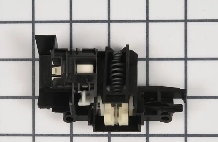 New Genuine OEM Whirlpool Dishwasher Door Latch WPW10653840